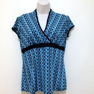 Maurices Top Ladies Size Large Geometric